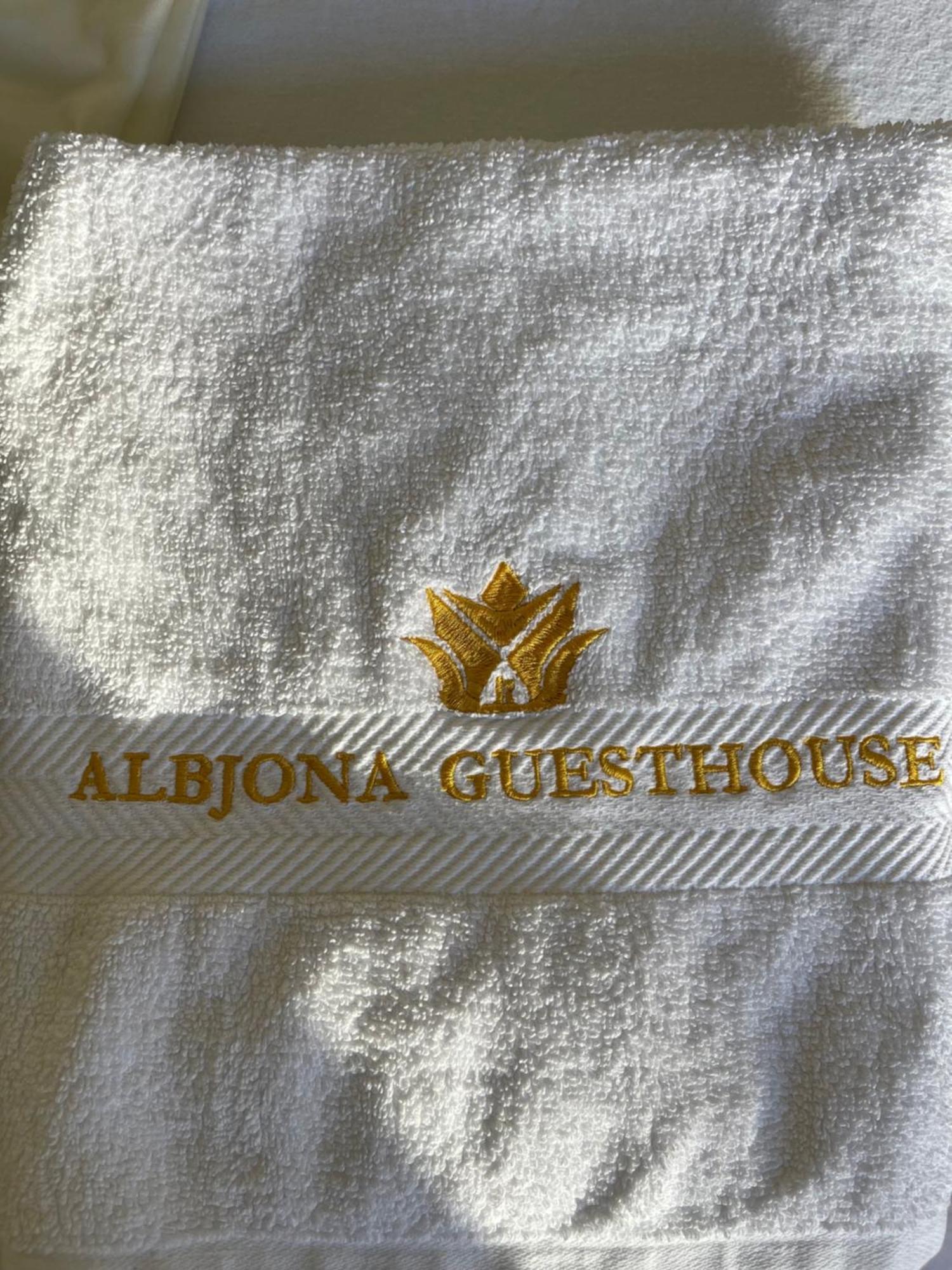 Albjona Guesthouse Тирана Экстерьер фото