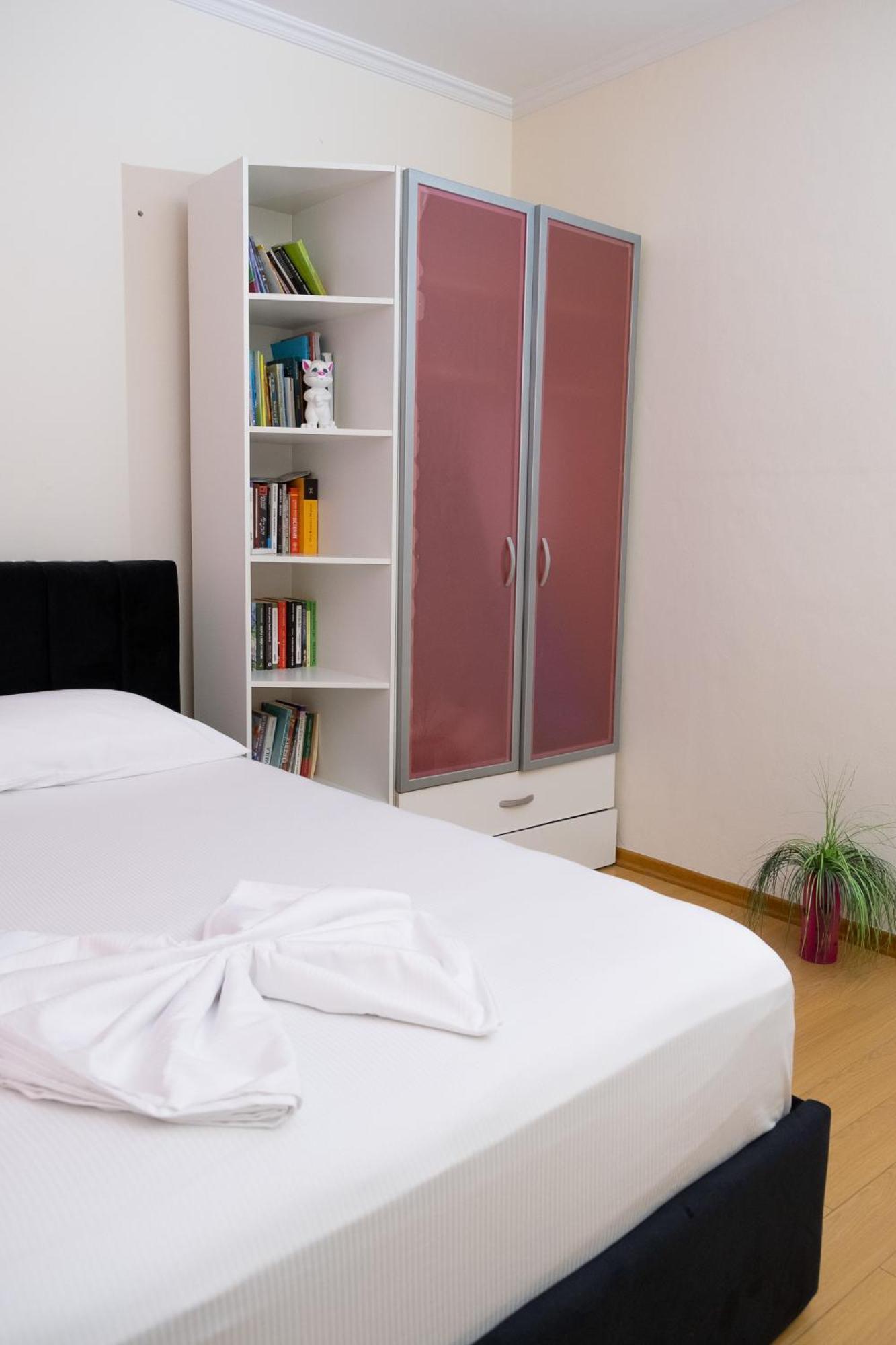 Albjona Guesthouse Тирана Экстерьер фото