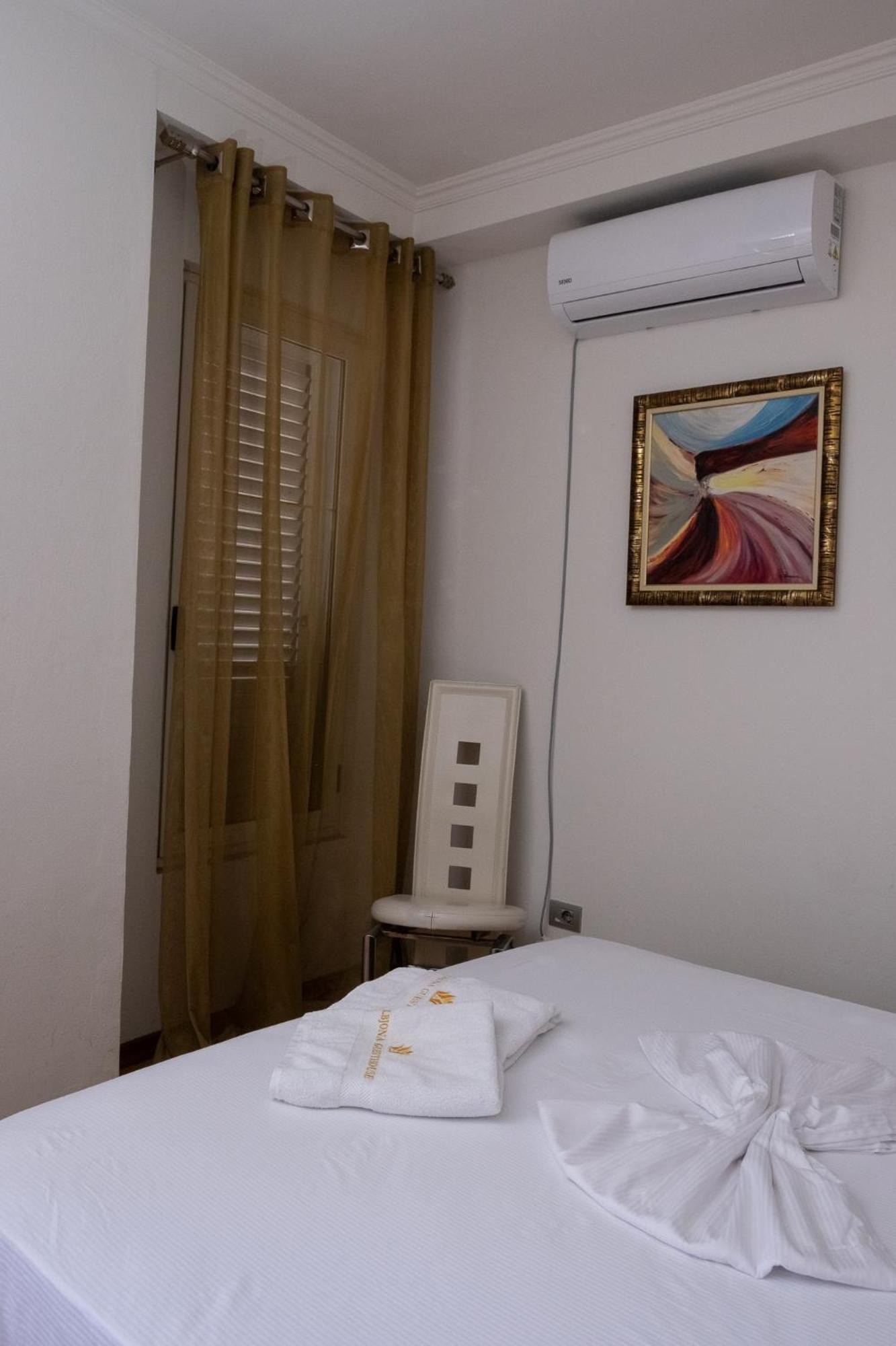 Albjona Guesthouse Тирана Экстерьер фото