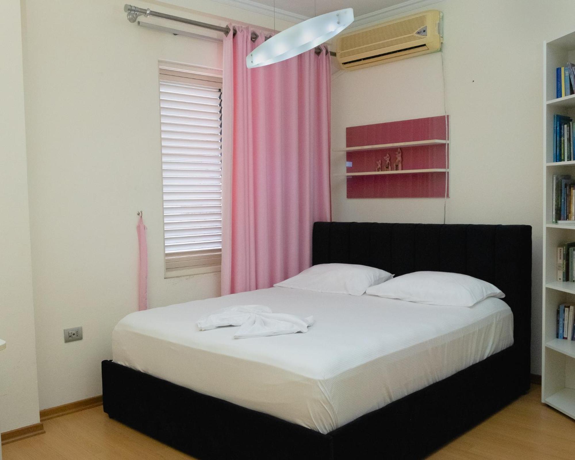 Albjona Guesthouse Тирана Экстерьер фото